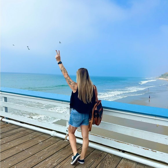 Meet your posher Jessica - Picture 16 of 16